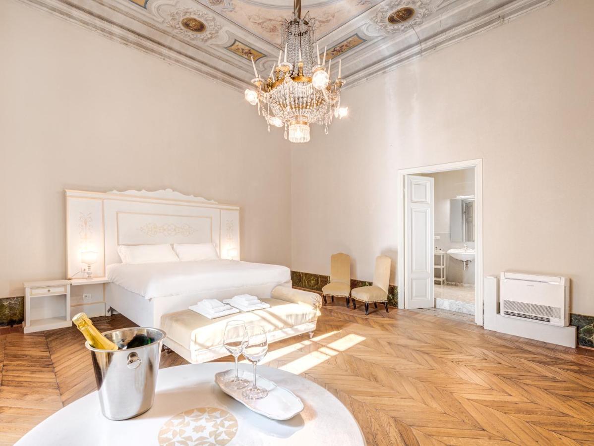 Palazzo D'Oltrarno - Residenza D'Epoca Bed & Breakfast Florence Ngoại thất bức ảnh